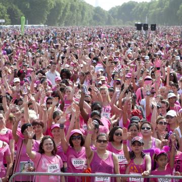 cancer research uk crowd