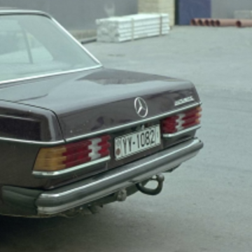 dead or living dead dogtooth 2009 dir yorgos lanthimos