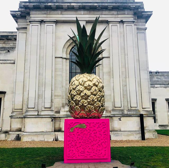 Power, promise, politics the pineapple from Columbus to Del monte